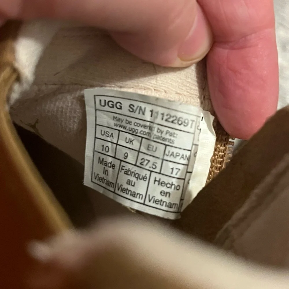 UGG Kids Tan Hamden II Suede Chelsea Boots size 10T